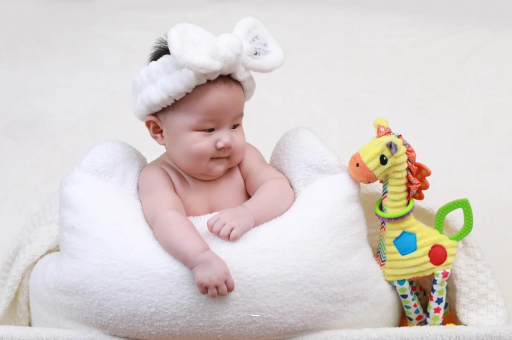 梨树县宝宝几个月翻身